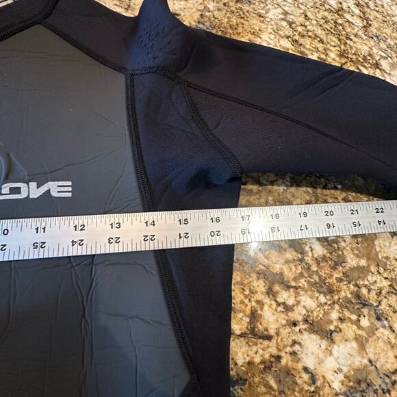 Body Glove Mens M/L Black Long Sleeve and Legs Neoprene Wetsuit - Picture 8 of 9